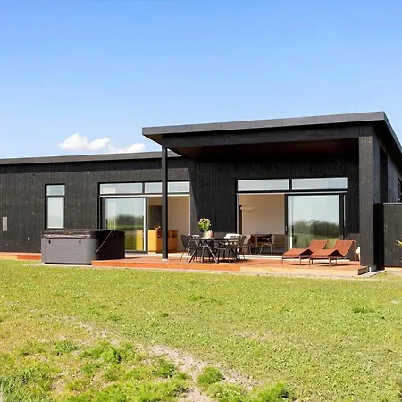 30400-odder-saksild-strandfaelled-14